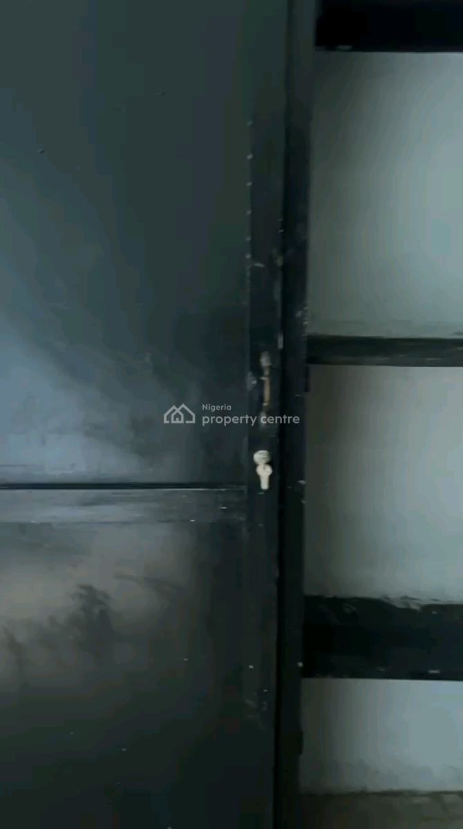 Well Maintained Spacious 2 Bedroom Flat Both Rooms Ensuite, Atunrase Estate, Gbagada, Lagos, Flat / Apartment for Rent