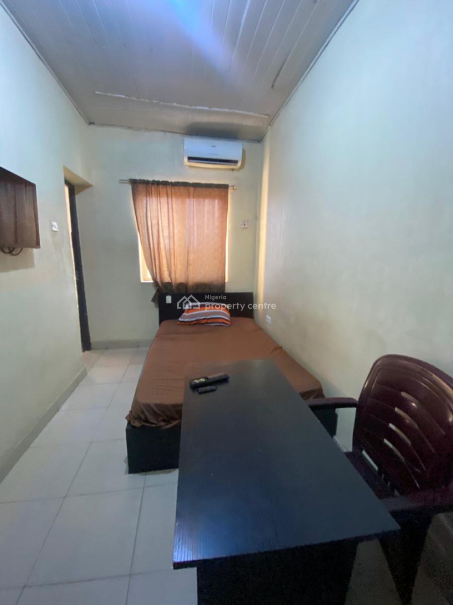 Furnished Room Selfcon with Sweet Modern Facilities, Ui Second Gate,ui Ibadan, Ibadan, Oyo, Self Contain (single Rooms) for Rent