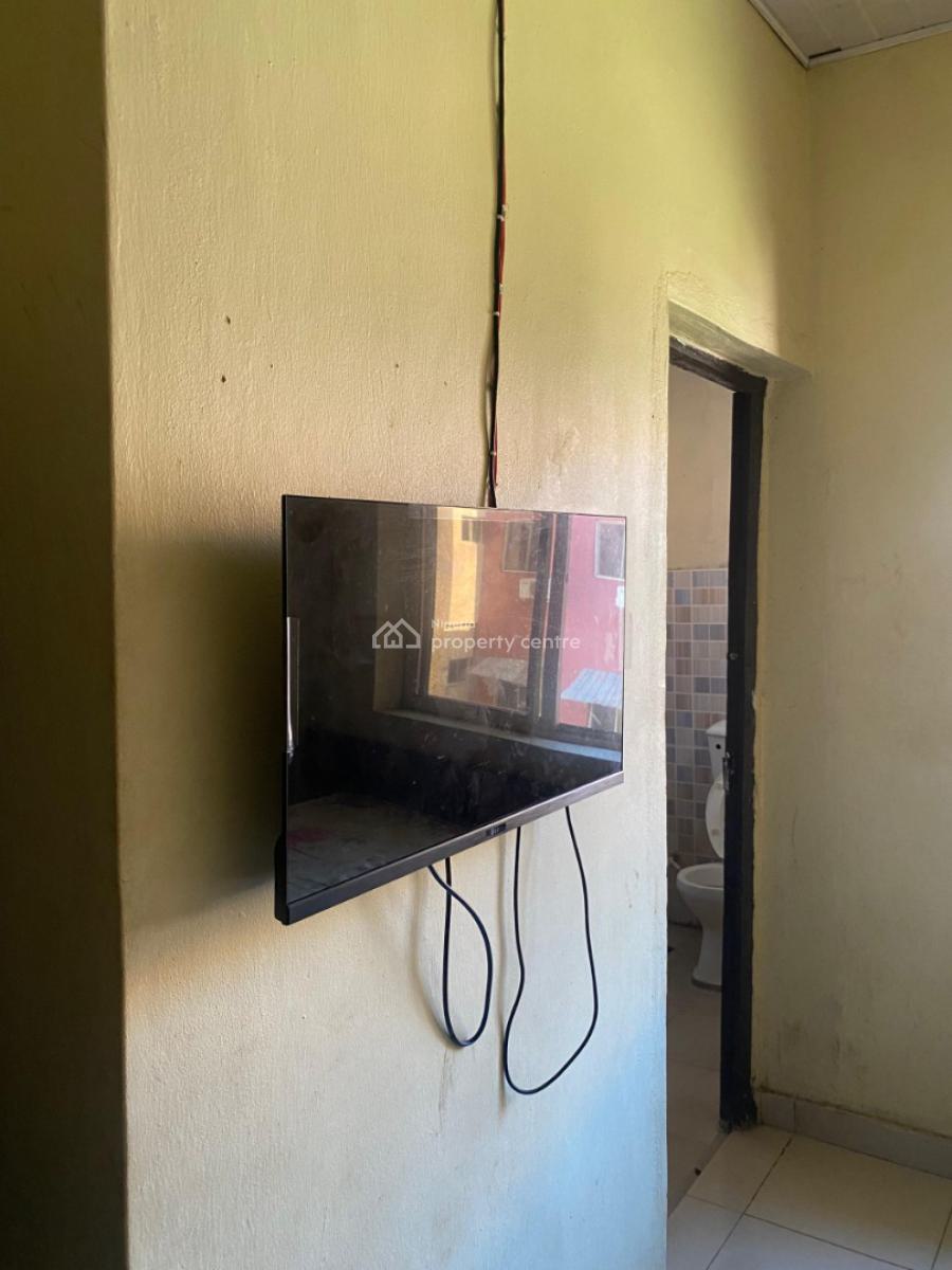 Furnished Room Selfcon with Sweet Modern Facilities, Ui Second Gate,ui Ibadan, Ibadan, Oyo, Self Contain (single Rooms) for Rent