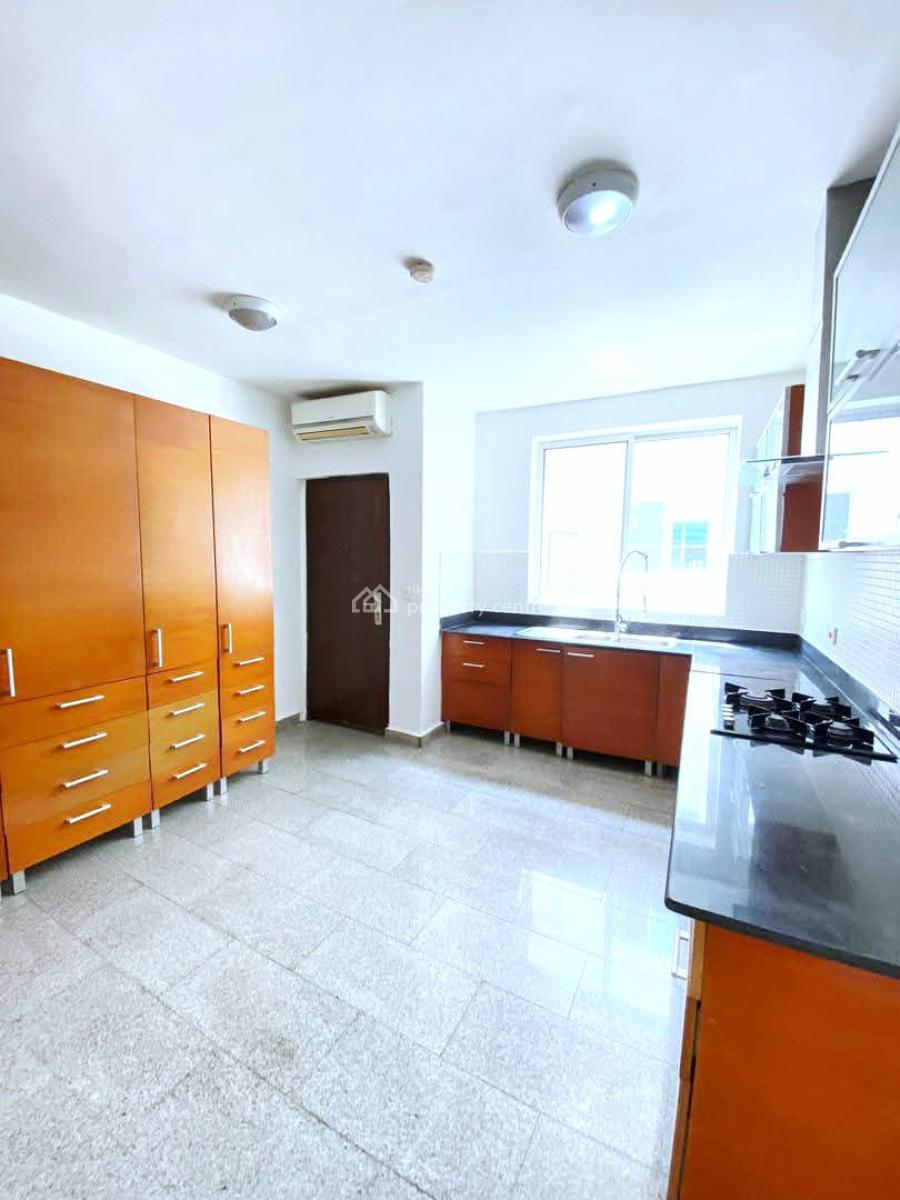Well Maintained 3 Bedroom Apartment, Banana Island, Ikoyi, Lagos, Flat / Apartment for Sale