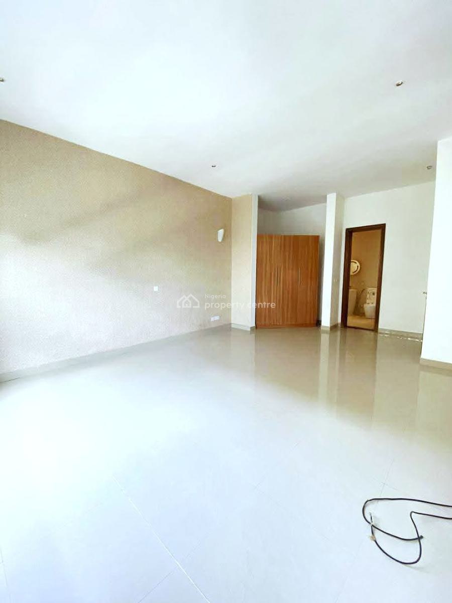 Well Maintained 3 Bedroom Apartment, Banana Island, Ikoyi, Lagos, Flat / Apartment for Sale