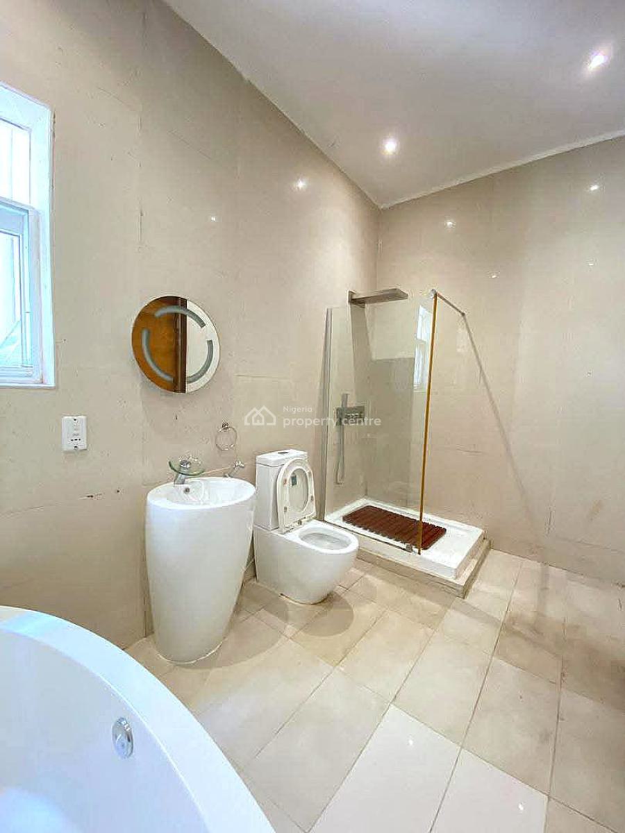 Well Maintained 3 Bedroom Apartment, Banana Island, Ikoyi, Lagos, Flat / Apartment for Sale