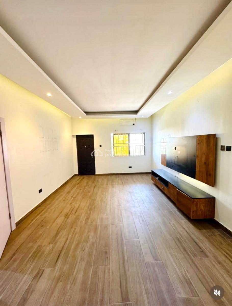 Beautiful 2 Bedroom Apartment, Lekki Phase 1, Lekki, Lagos, Flat / Apartment for Rent