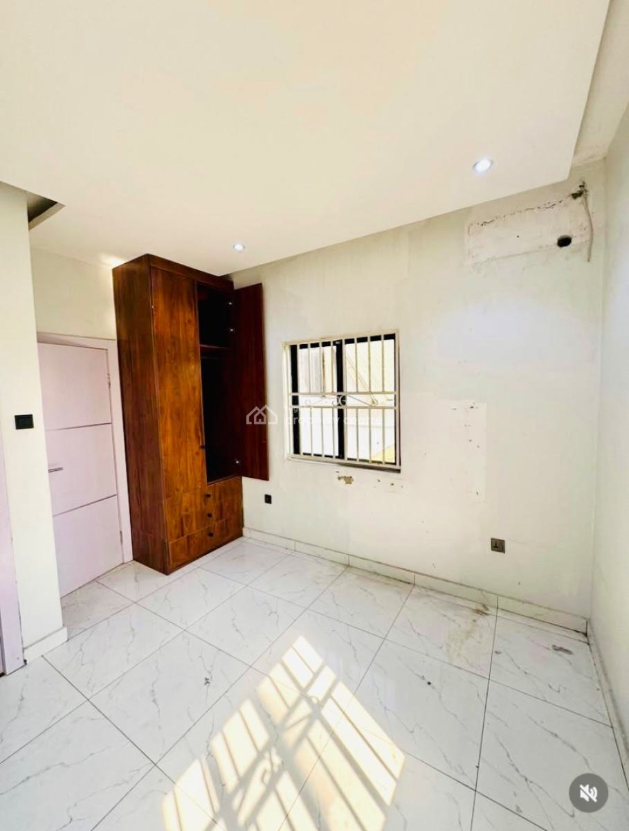 Beautiful 2 Bedroom Apartment, Lekki Phase 1, Lekki, Lagos, Flat / Apartment for Rent