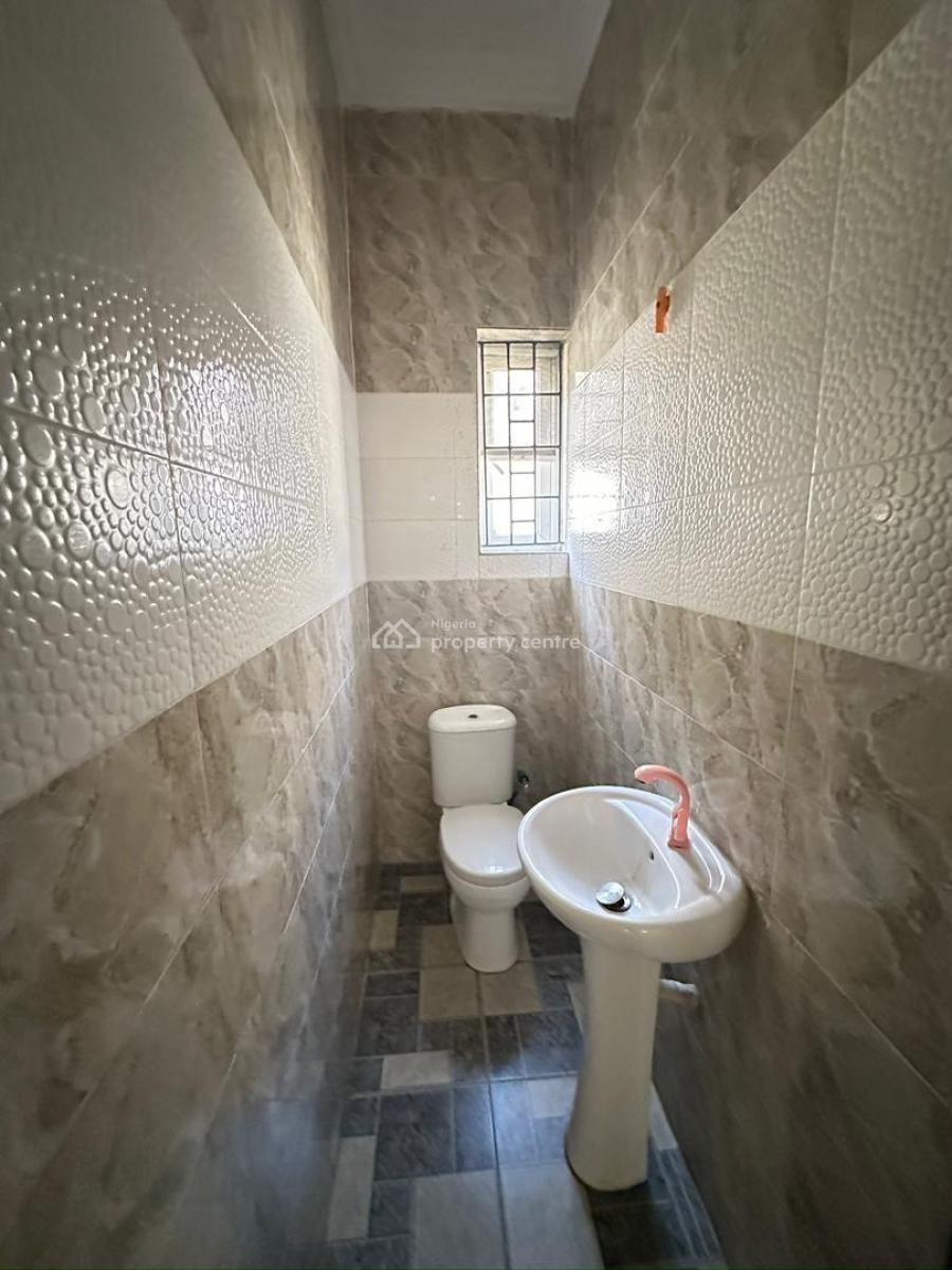 2 Bedroom Apartment, Lekki Phase 1, Lekki, Lagos, Flat / Apartment Short Let