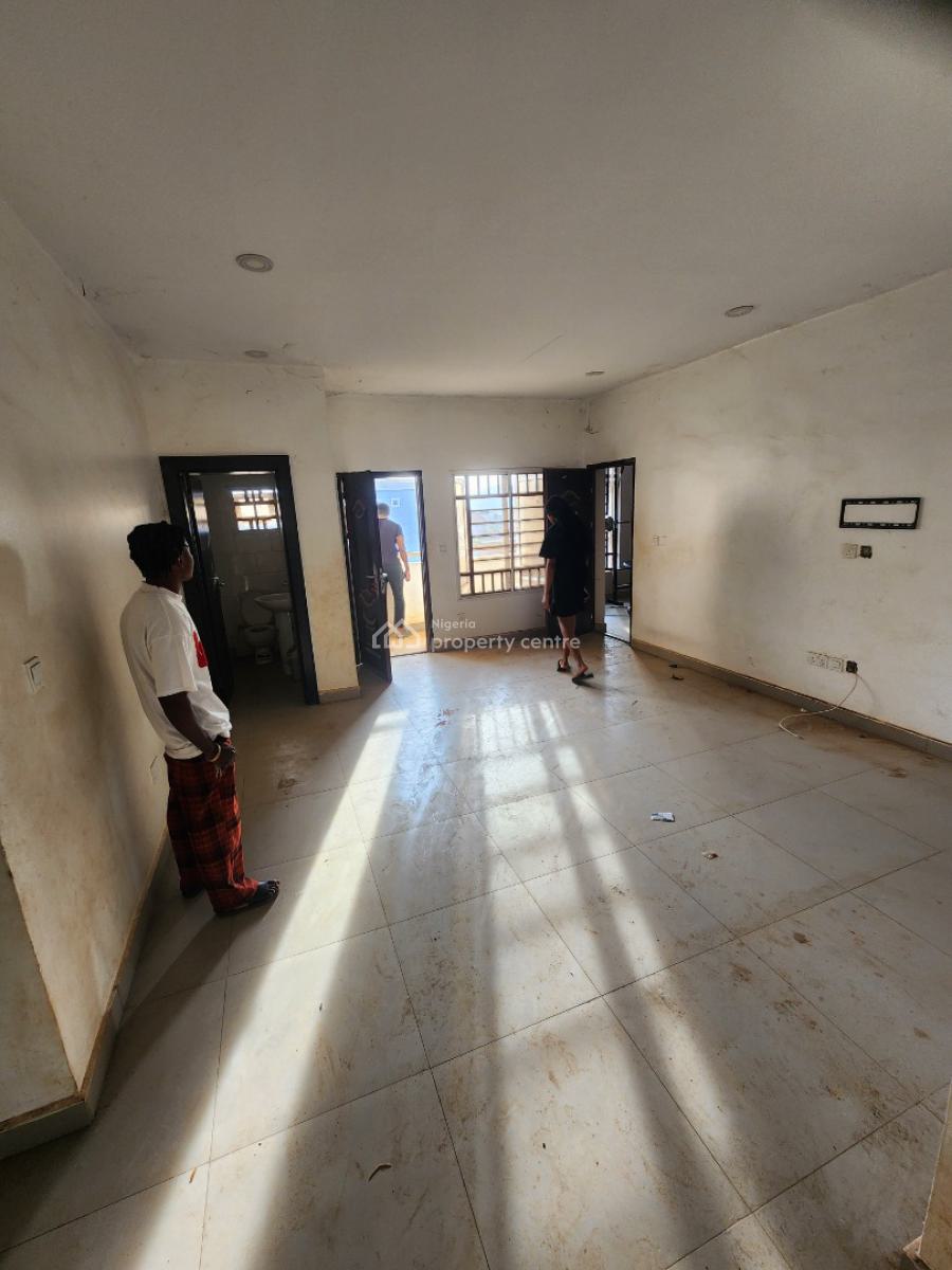 Luxury Two Bedroom Block of Flat, Dawaki District, Dawaki, Gwarinpa, Abuja, Flat / Apartment for Rent