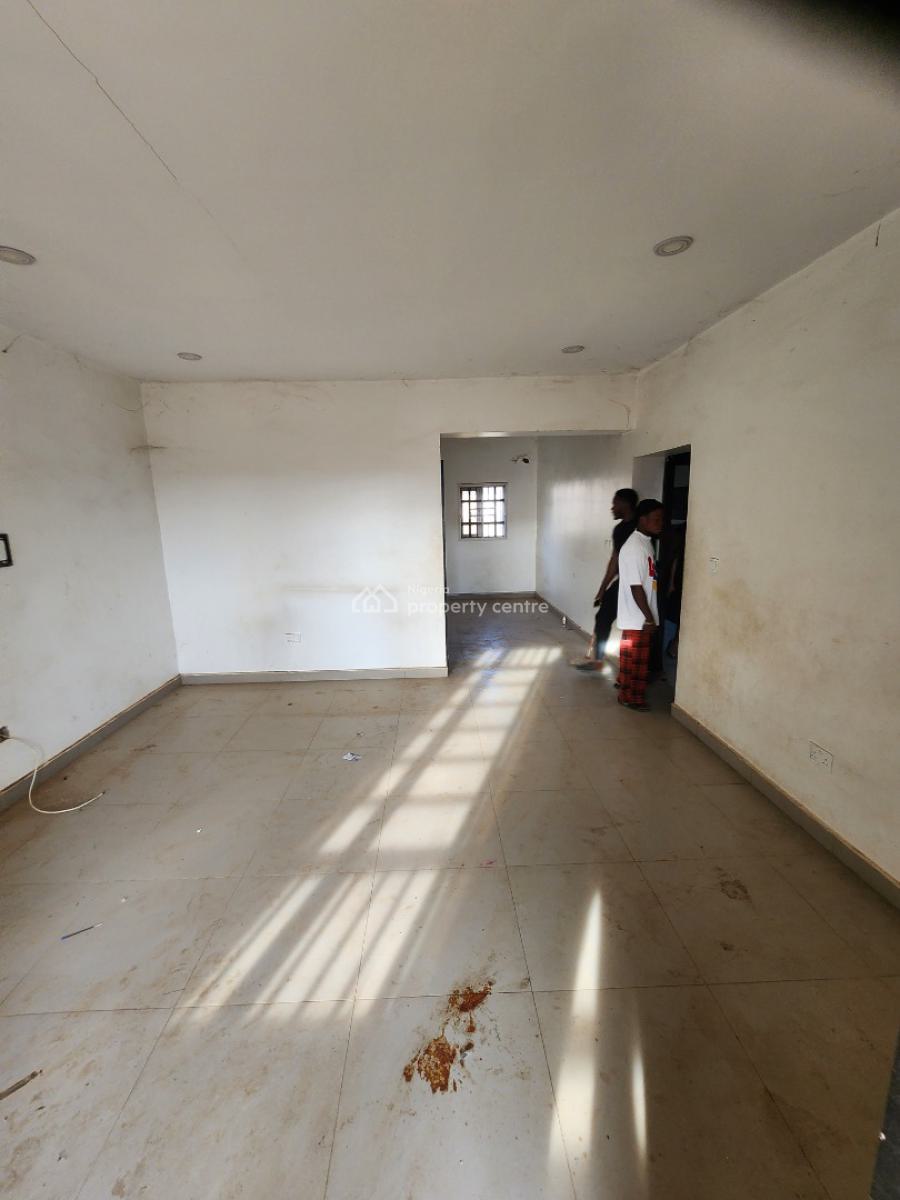 Luxury Two Bedroom Block of Flat, Dawaki District, Dawaki, Gwarinpa, Abuja, Flat / Apartment for Rent