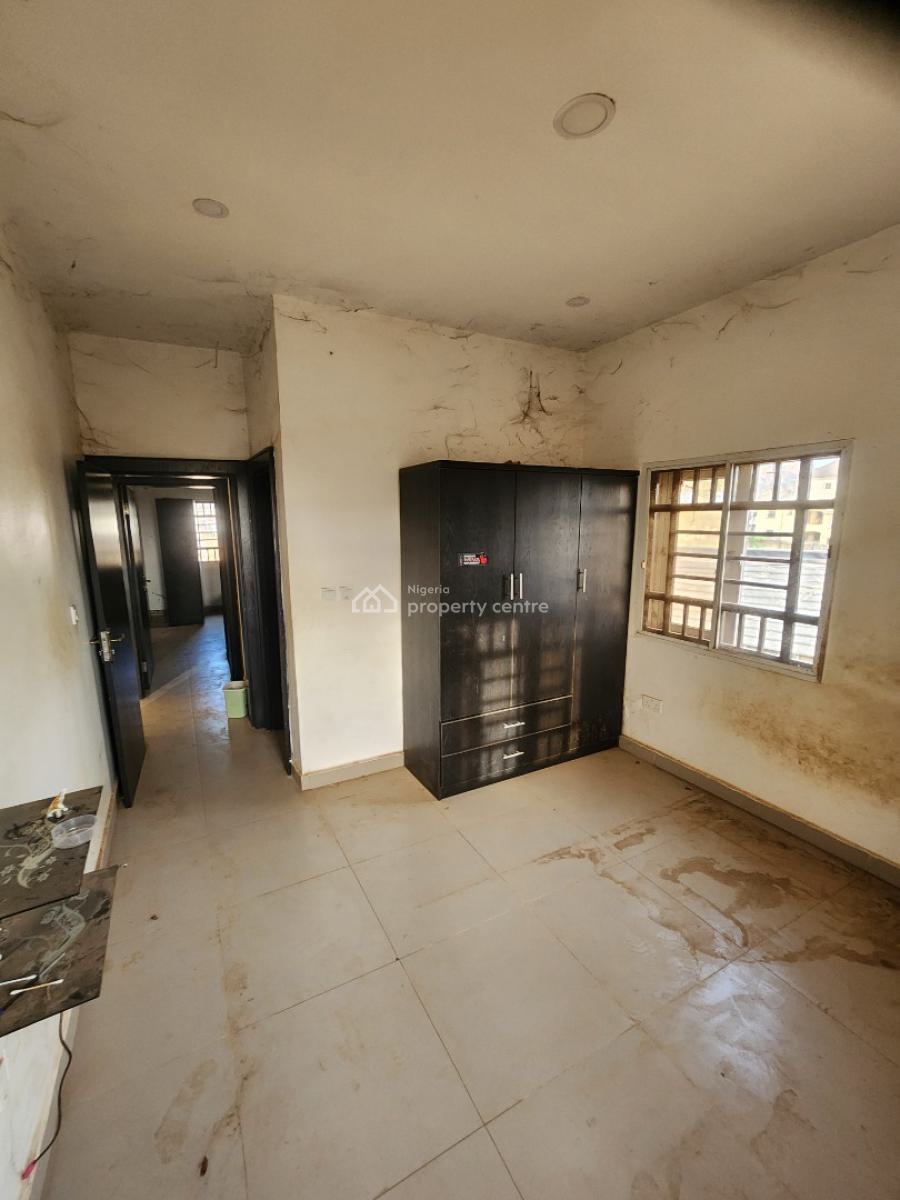 Luxury Two Bedroom Block of Flat, Dawaki District, Dawaki, Gwarinpa, Abuja, Flat / Apartment for Rent