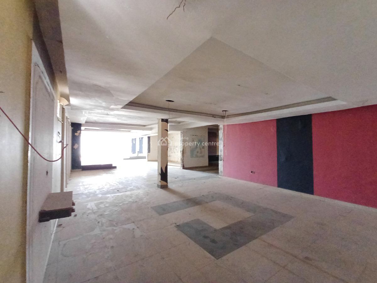 210sqm Shop / Office Space on The Second Floor, Maitama District, Abuja, Office Space for Rent