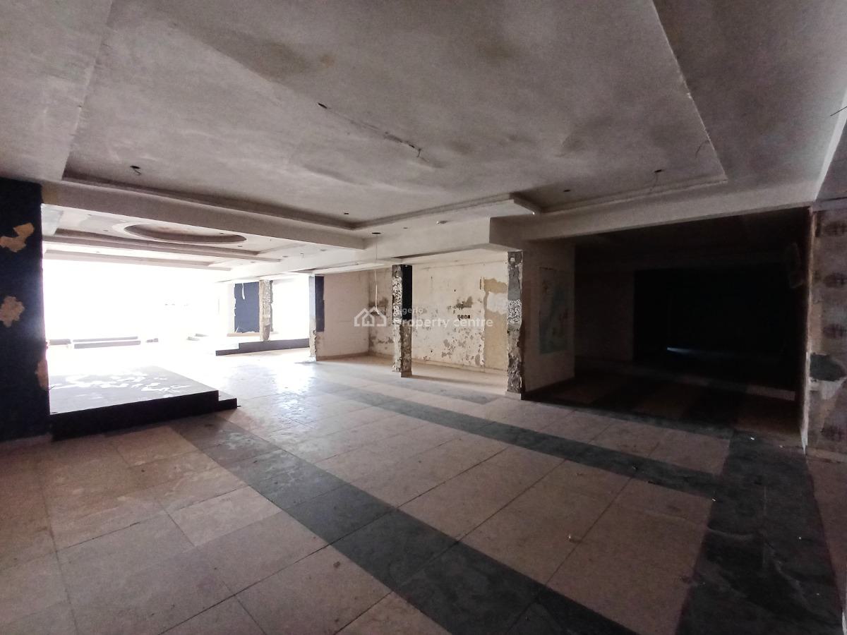 210sqm Shop / Office Space on The Second Floor, Maitama District, Abuja, Office Space for Rent