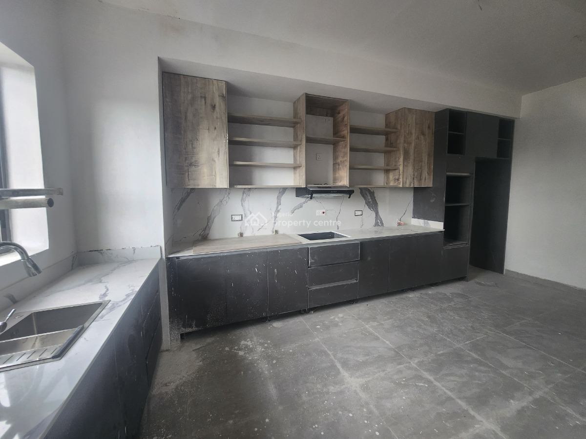 Newly Built 3 Bedroom Apartment, Lekki Phase 1, Lekki, Lagos, Flat / Apartment for Sale