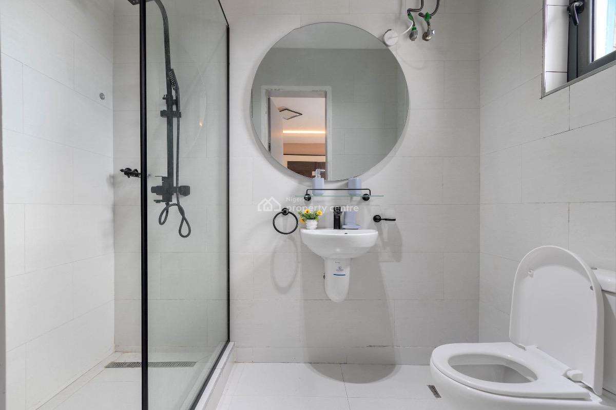 Luxury 2 Bedroom Apartment with 3 Balconies and Other Top Notch Amen, Lekki Phase 1, Lekki, Lagos, Flat / Apartment Short Let