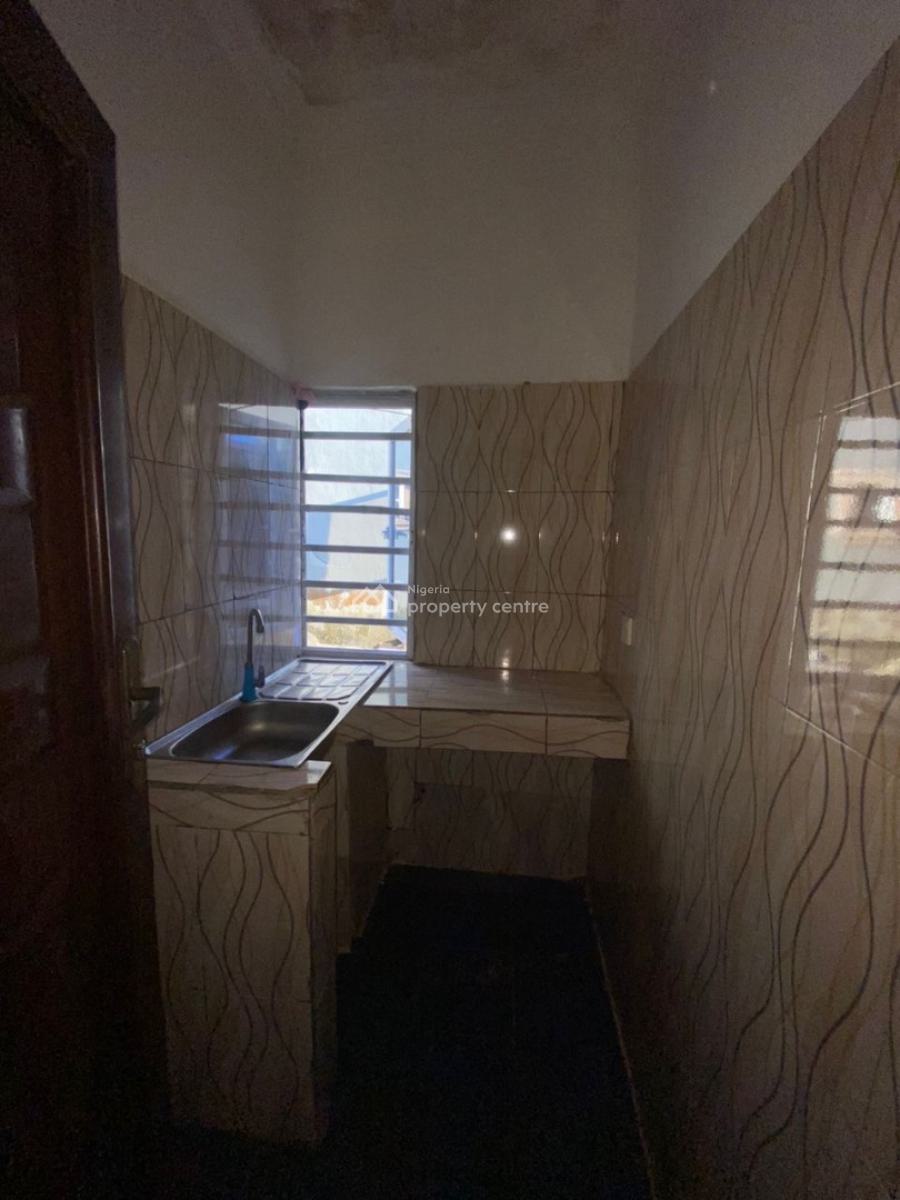 Self Contain Single Room, Alasela Estate, Ogombo, Ajah, Lagos, Self Contain (single Rooms) for Rent