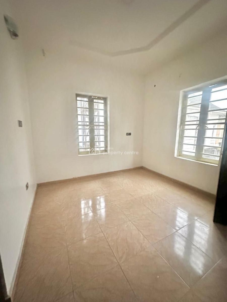 Standard Single Room in a Duplex Shared Apartment, Oba Amusa Estate, Agungi, Lekki, Lagos, Self Contain (single Rooms) for Rent