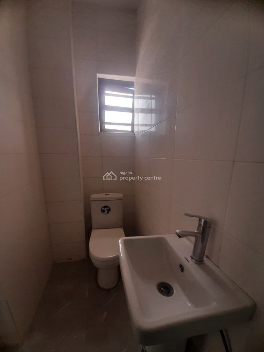 New 2 Bedroom En-suite Serviced Flat with Fitted Kitchen Cabinets, Com, Ologolo, Lekki, Lagos, Flat / Apartment for Sale
