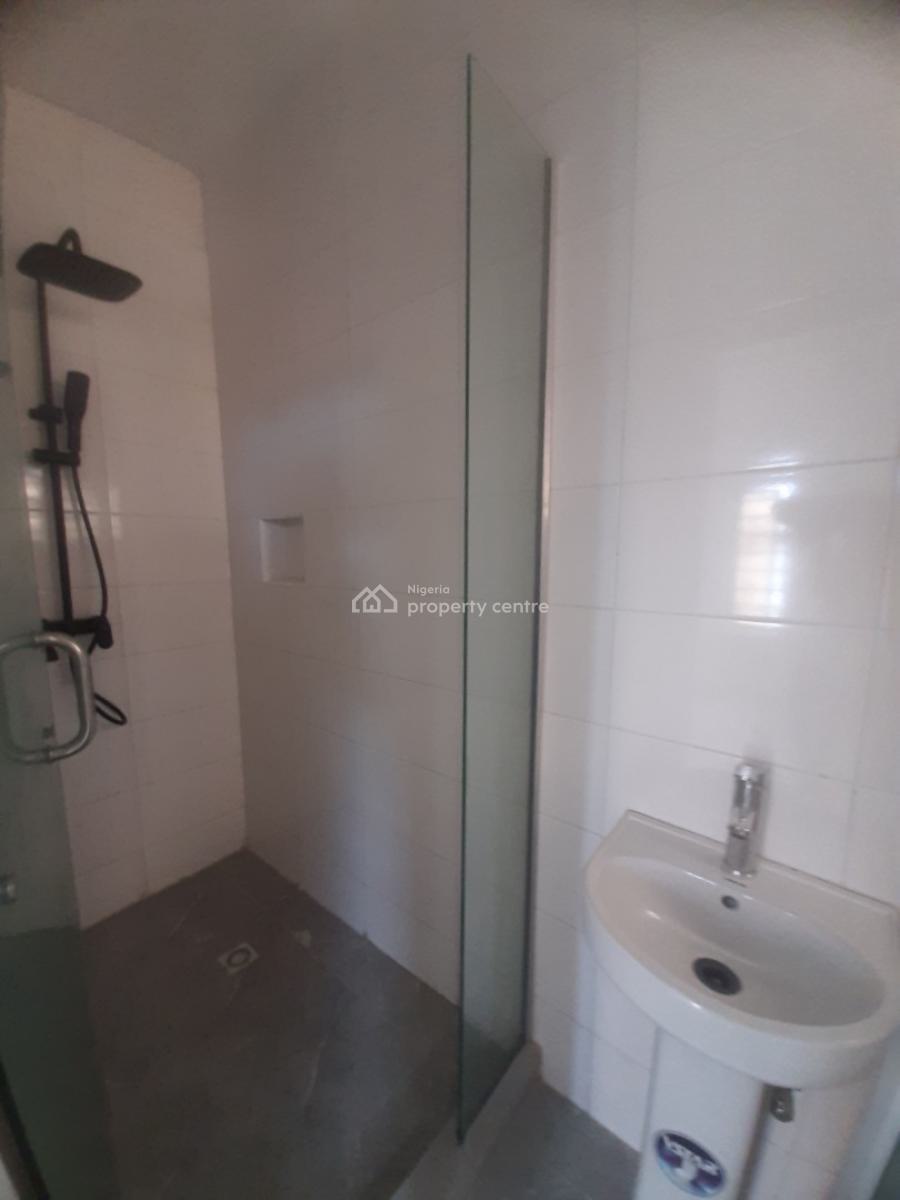 New 2 Bedroom En-suite Serviced Flat with Fitted Kitchen Cabinets, Com, Ologolo, Lekki, Lagos, Flat / Apartment for Sale