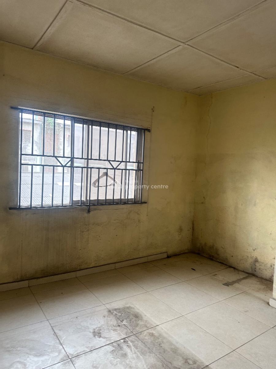3 Bedroom Apartment, Ori-oke, Ogudu, Lagos, Flat / Apartment for Rent