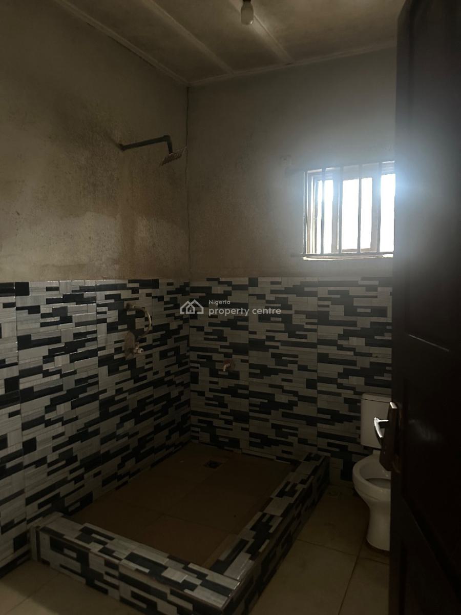 3 Bedroom Apartment, Ori-oke, Ogudu, Lagos, Flat / Apartment for Rent