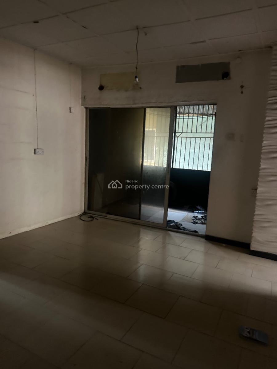 3 Bedroom Apartment, Ori-oke, Ogudu, Lagos, Flat / Apartment for Rent