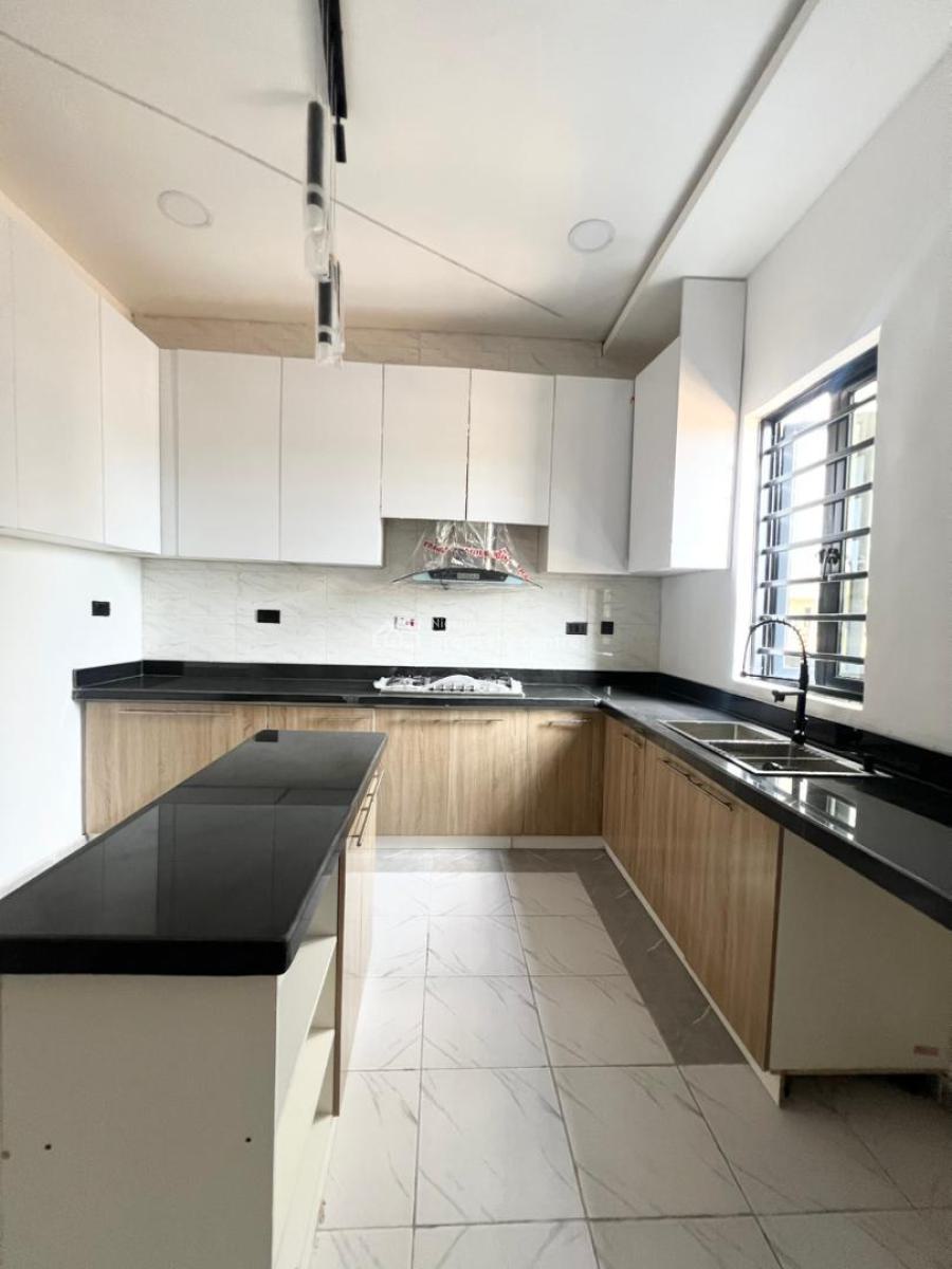 4 Bedrooms Semi-detached Duplex with Bq, Lekki, Ajah, Lagos, Semi-detached Duplex for Sale