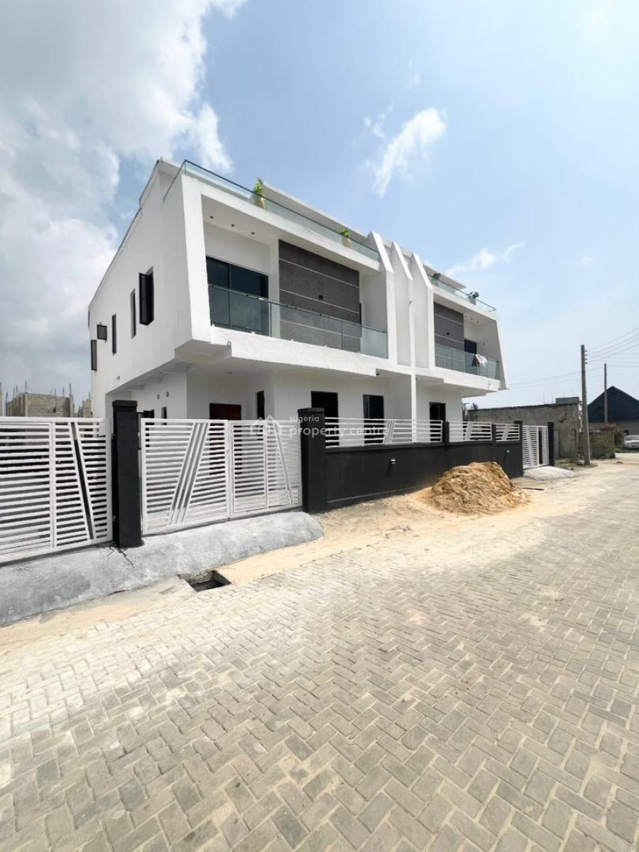 4 Bedrooms Semi-detached Duplex with Bq, Lekki, Ajah, Lagos, Semi-detached Duplex for Sale