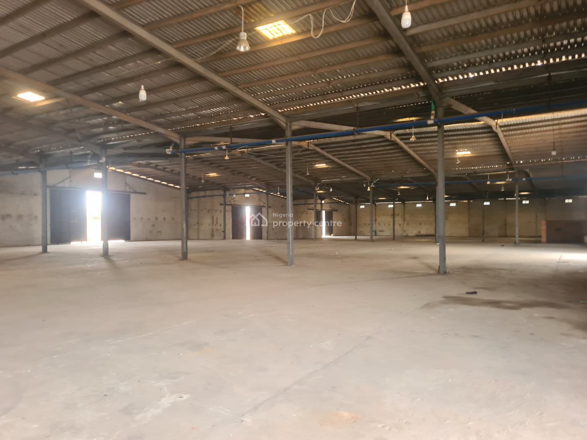 4200sqm Warehouse, Km 46, Ogun, Warehouse for Rent
