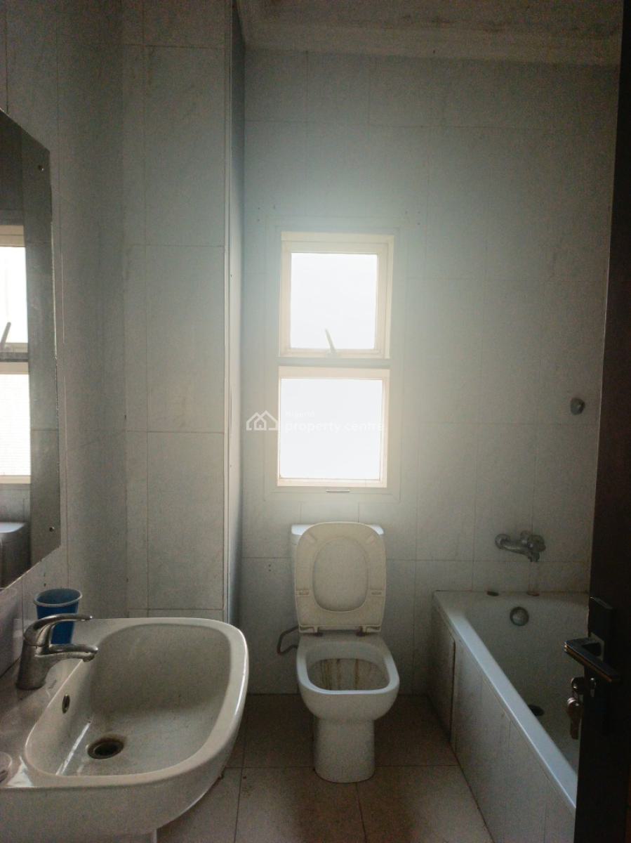 a Specious 3 Bedroom Apartment, Oniru, Victoria Island (vi), Lagos, Flat / Apartment for Rent