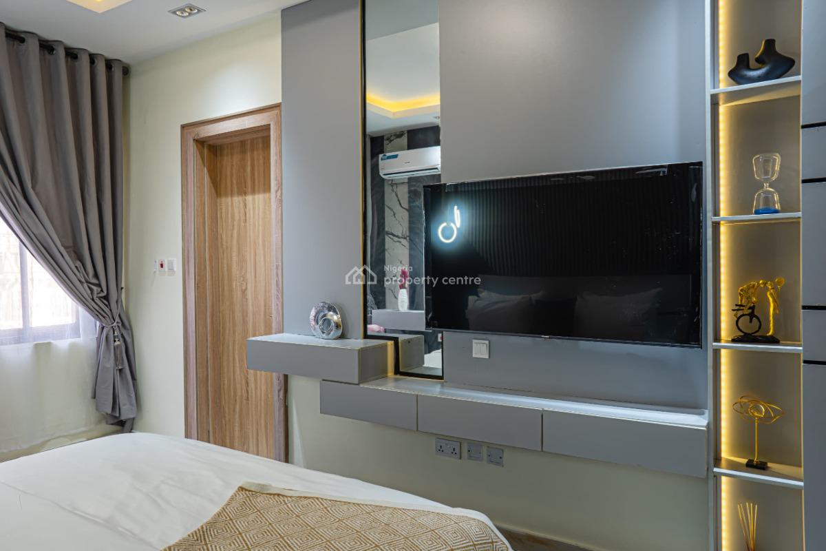 Luxury 3 Bedroom with Snooker and Ps5, Lekki Phase 1, Lekki, Lagos, Flat / Apartment Short Let