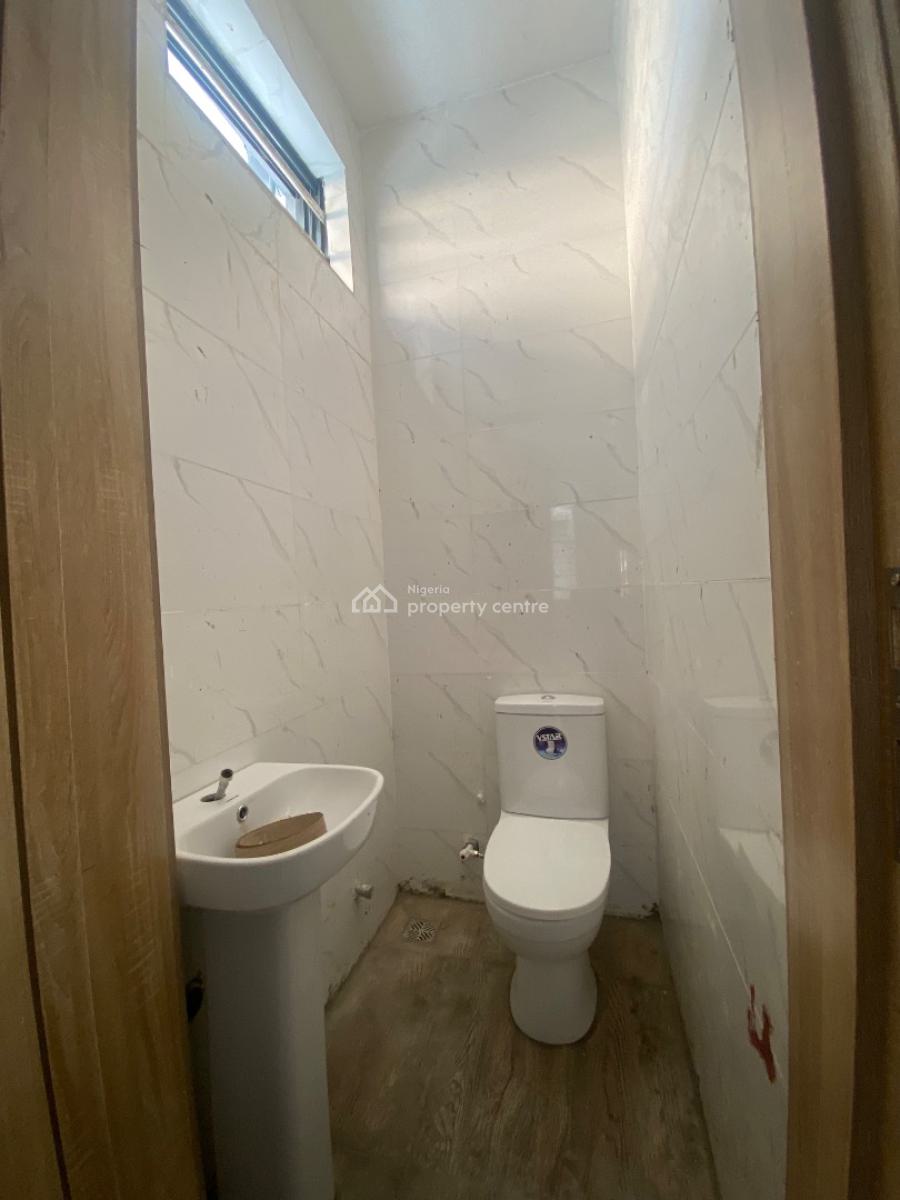 2 Bedroom Apartment, Ologolo/spg, Lekki, Lagos, Flat / Apartment for Rent