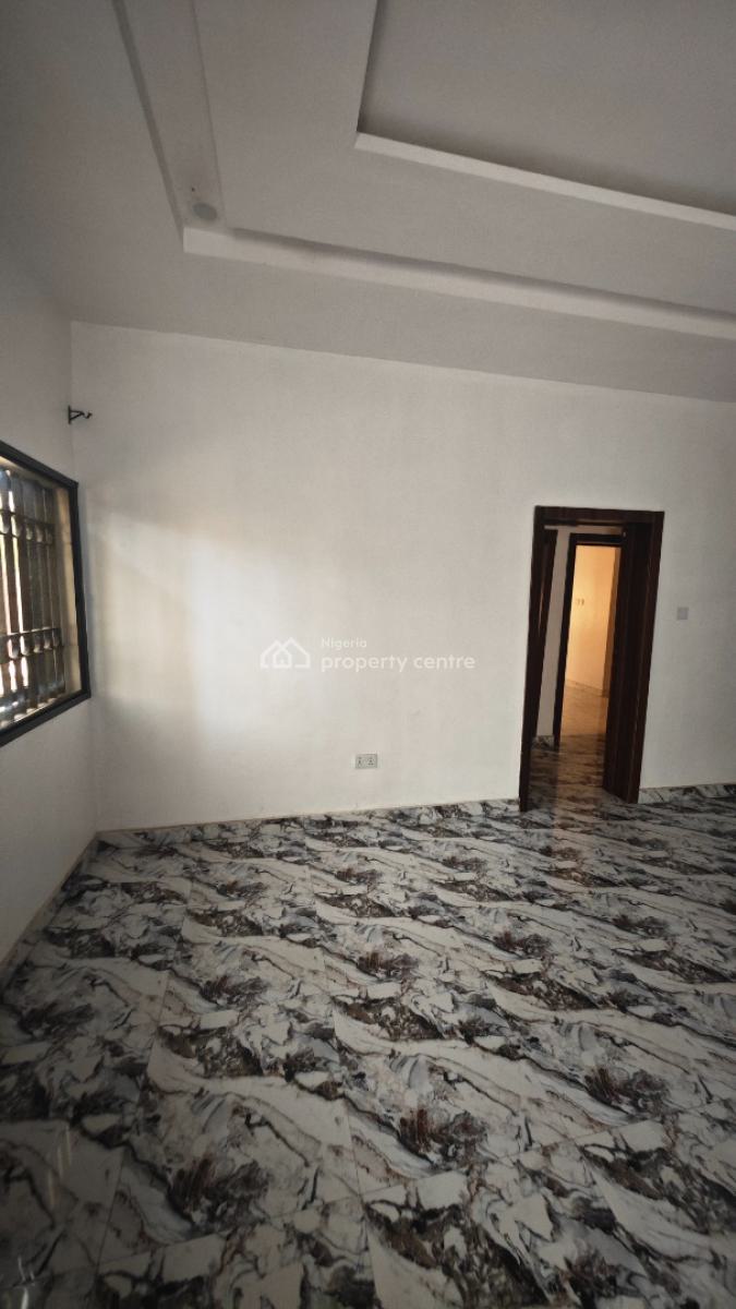 Self Service 3 Bedrooms Flat, Off Admiralty Way, Lekki Phase 1, Lekki, Lagos, Flat / Apartment for Rent