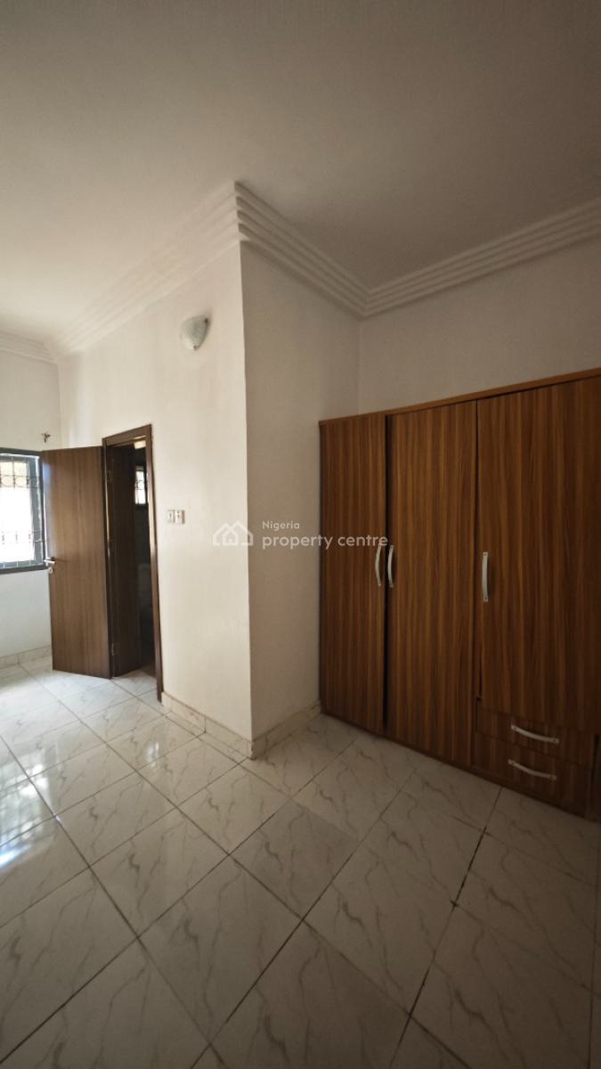 Self Service 3 Bedrooms Flat, Off Admiralty Way, Lekki Phase 1, Lekki, Lagos, Flat / Apartment for Rent
