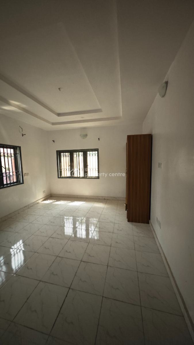 Self Service 3 Bedrooms Flat, Off Admiralty Way, Lekki Phase 1, Lekki, Lagos, Flat / Apartment for Rent