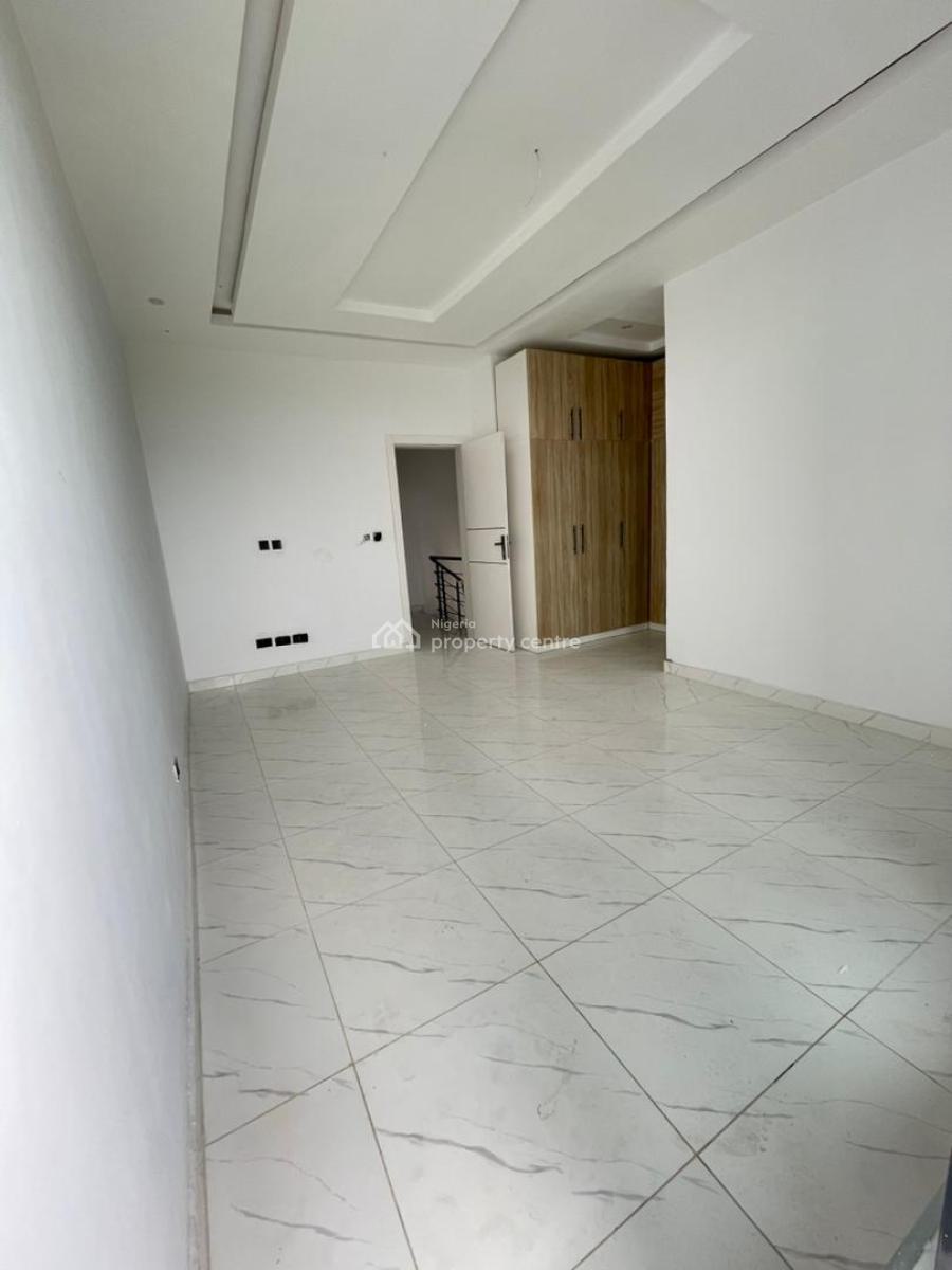 3 Bedroom Apartment with C of O, Lekki Scheme 2 Estate, Ogombo, Ajah, Lagos, Flat / Apartment for Sale