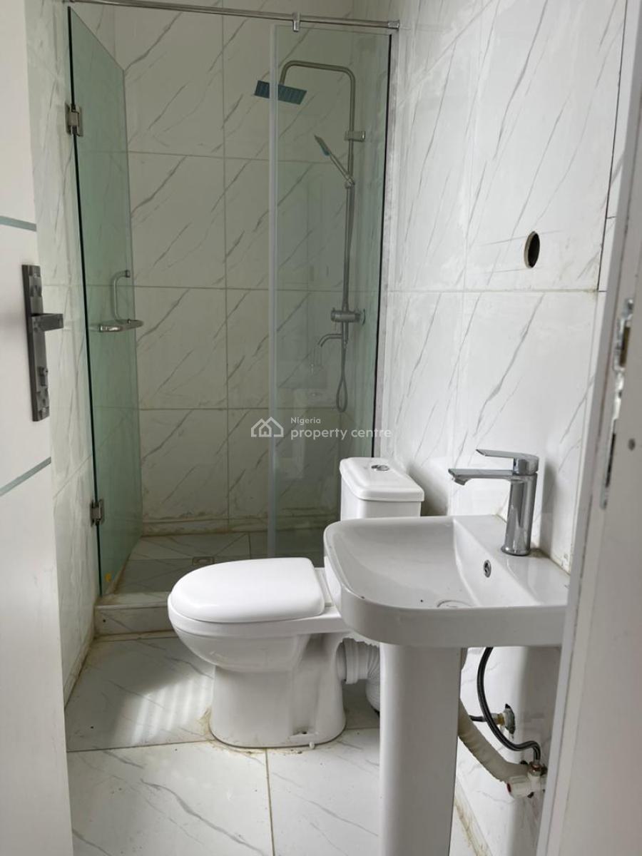 3 Bedroom Apartment with C of O, Lekki Scheme 2 Estate, Ogombo, Ajah, Lagos, Flat / Apartment for Sale
