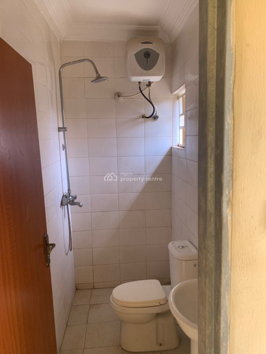 Spacious 3 Bedroom Bungalow, Gaduwa District, Gaduwa, Abuja, Detached Bungalow for Rent