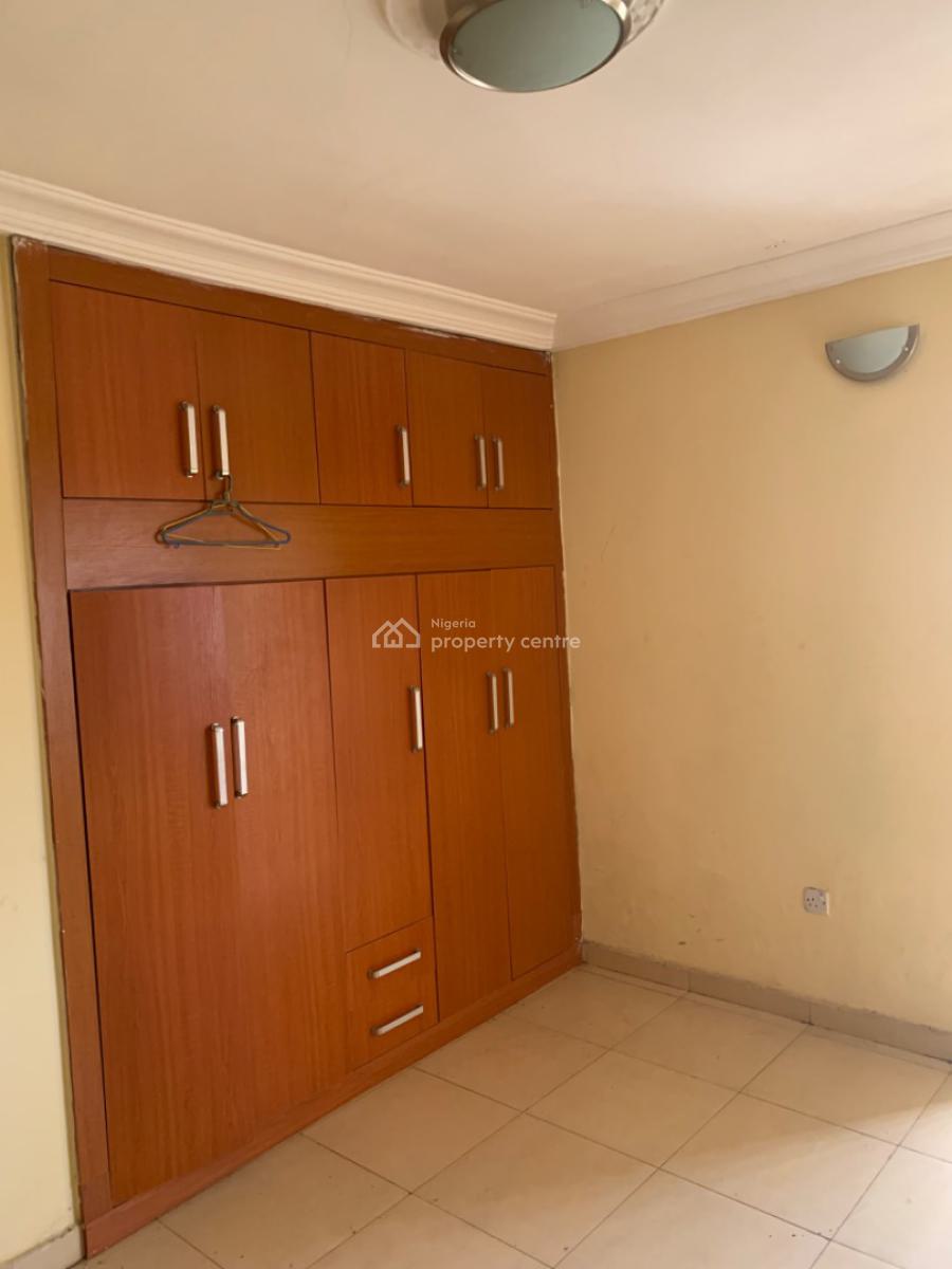 Spacious 3 Bedroom Bungalow, Gaduwa District, Gaduwa, Abuja, Detached Bungalow for Rent