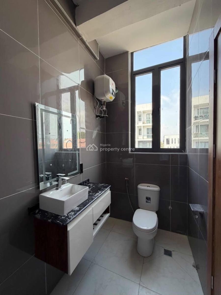 Fully Serviced 2 Bedroom Apartment with Swimming Pool, Lekki Phase 1, Lekki, Lagos, Flat / Apartment for Rent