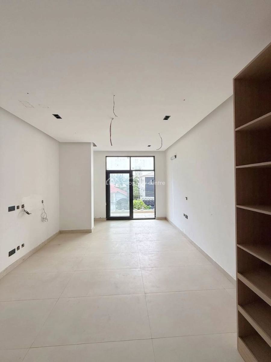 Exquisite 2 Bedroom Apartment, Lekki Phase 1, Lekki, Lagos, Flat / Apartment for Sale