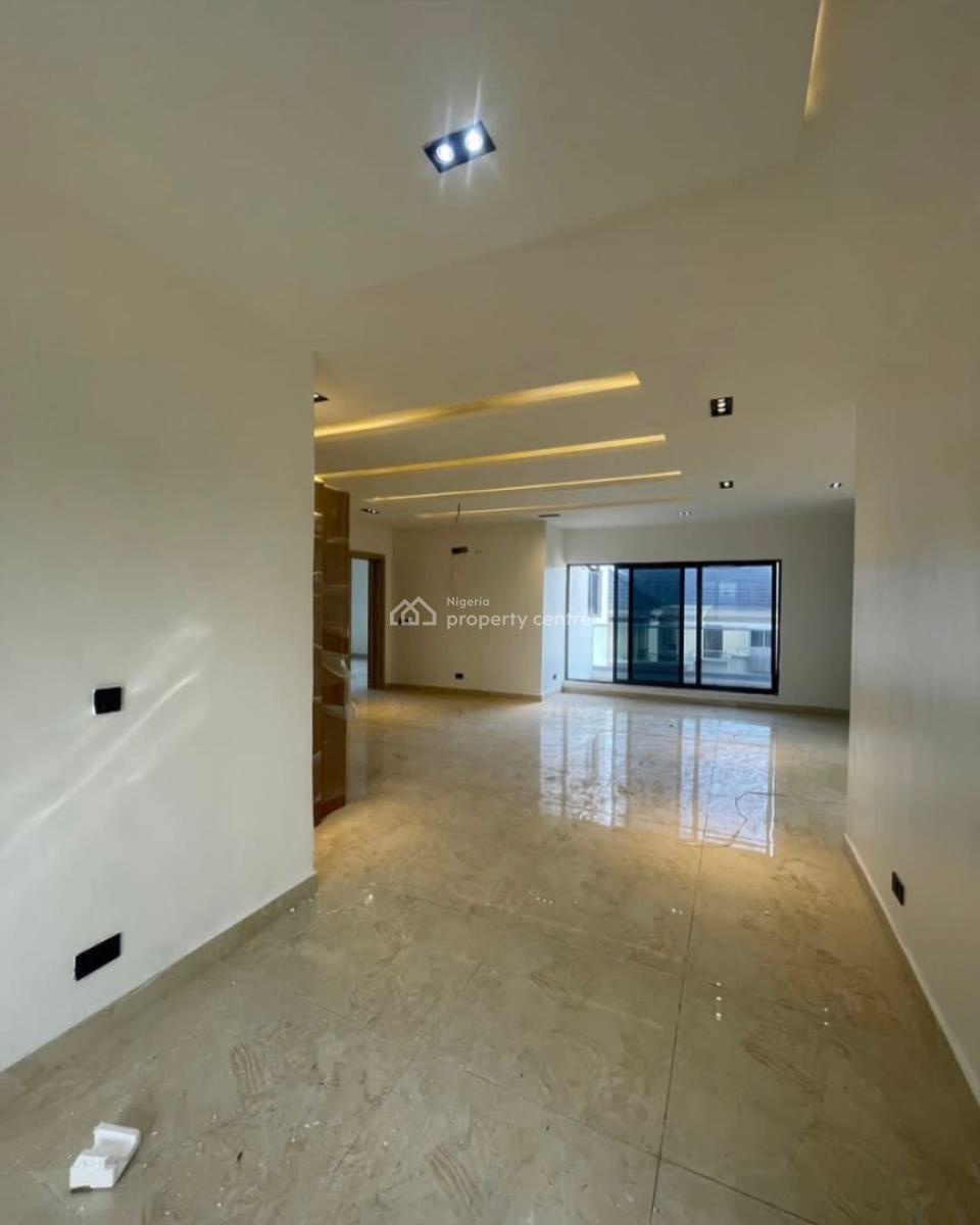 3 Bedroom Apartment with Elevator and Swimming Pool, Lekki Right, Lekki Phase 1, Lekki, Lagos, Flat / Apartment for Sale