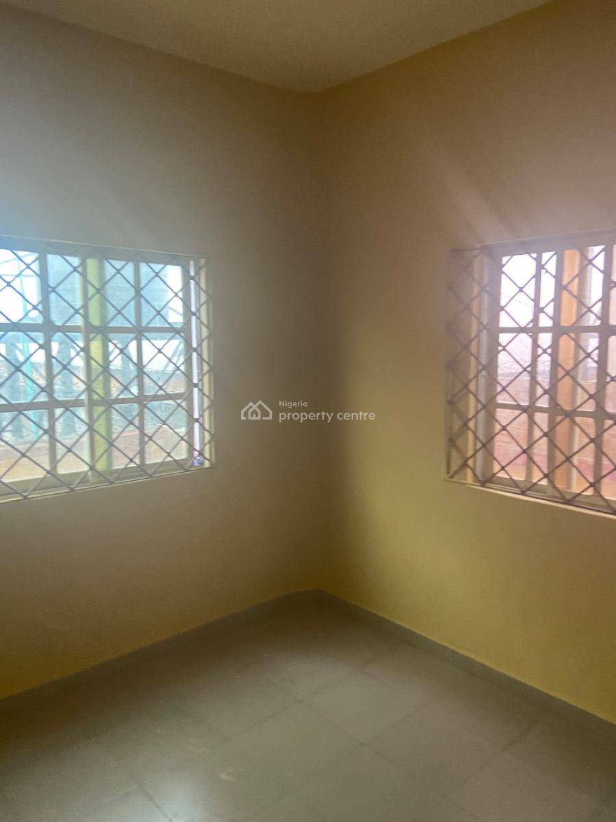 a Clean 2 Bedroom Apartment, Lucky Fiber Road, Ikorodu, Lagos, Flat / Apartment for Rent