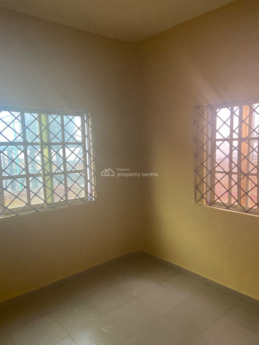 a Clean 2 Bedroom Apartment, Lucky Fiber Road, Ikorodu, Lagos, Flat / Apartment for Rent