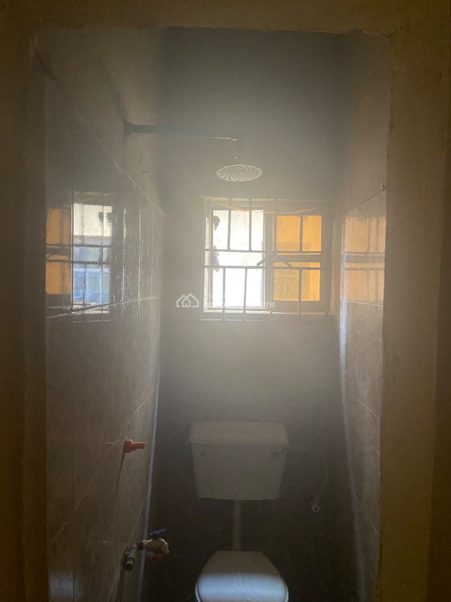 a Clean 2 Bedroom Apartment, Lucky Fiber Road, Ikorodu, Lagos, Flat / Apartment for Rent