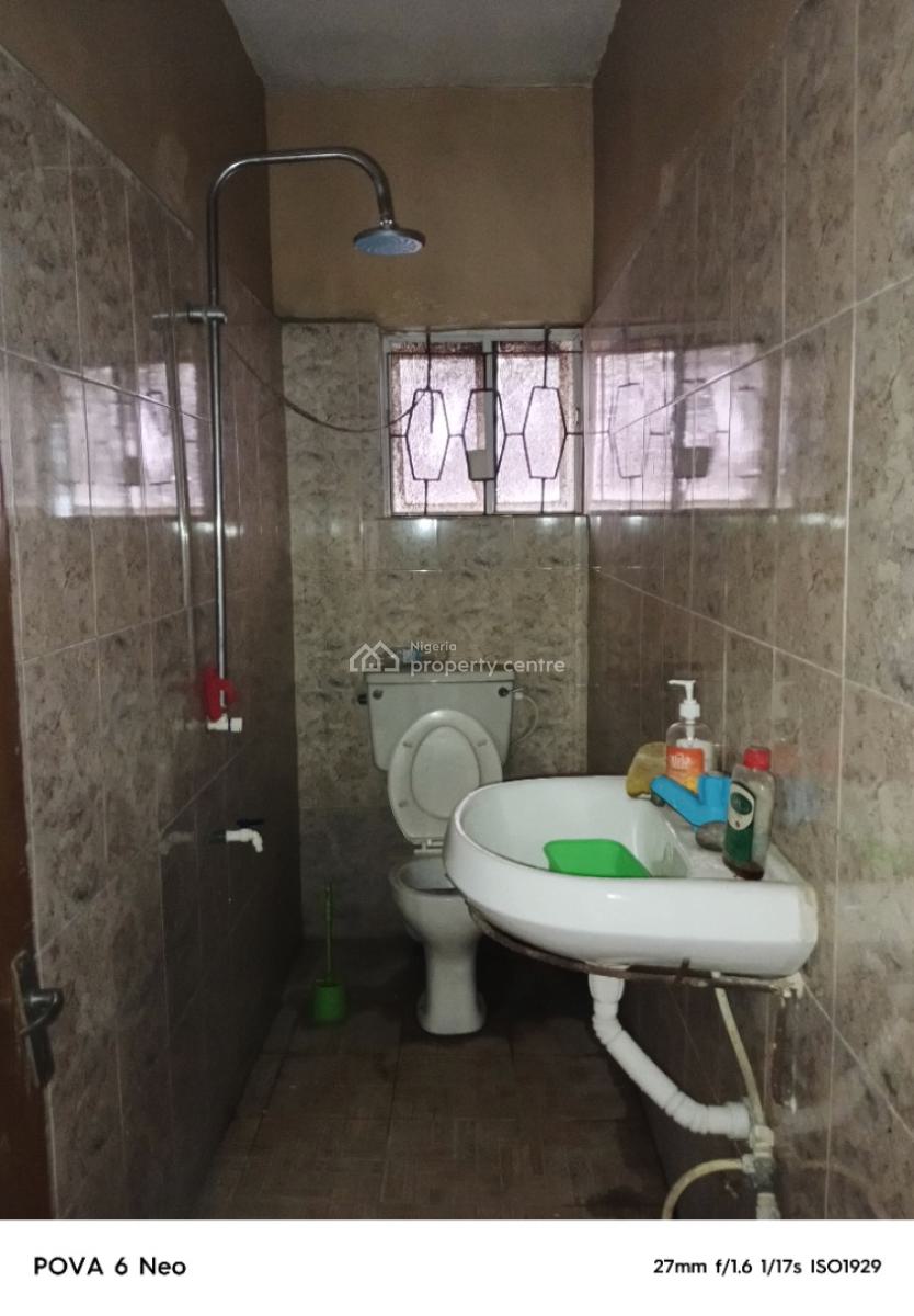 Executive and Super 2 Bedroom, Sadiku Street, Ilasa -maja, Ilasamaja, Mushin, Lagos, Flat / Apartment for Rent