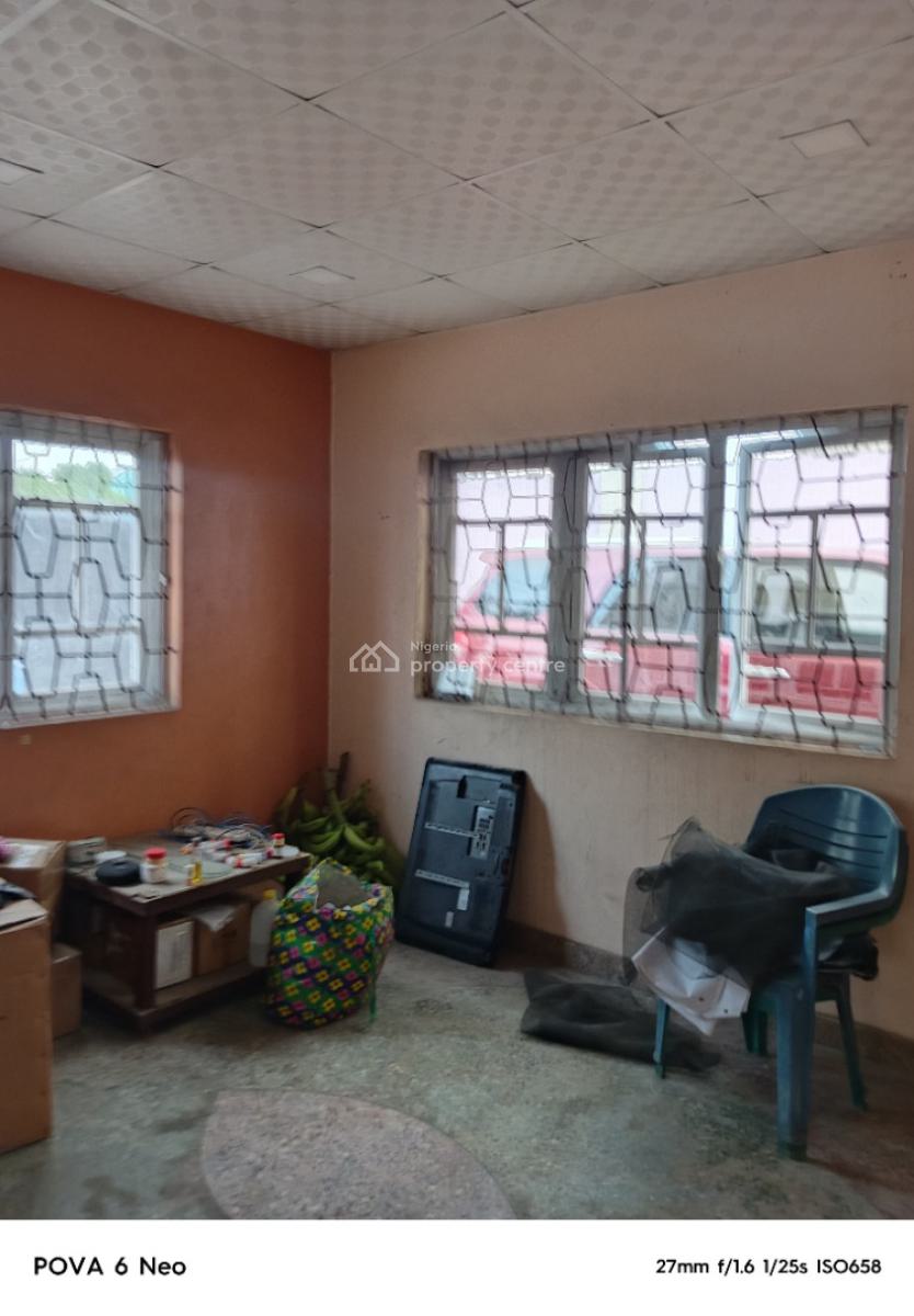 Executive and Super 2 Bedroom, Sadiku Street, Ilasa -maja, Ilasamaja, Mushin, Lagos, Flat / Apartment for Rent