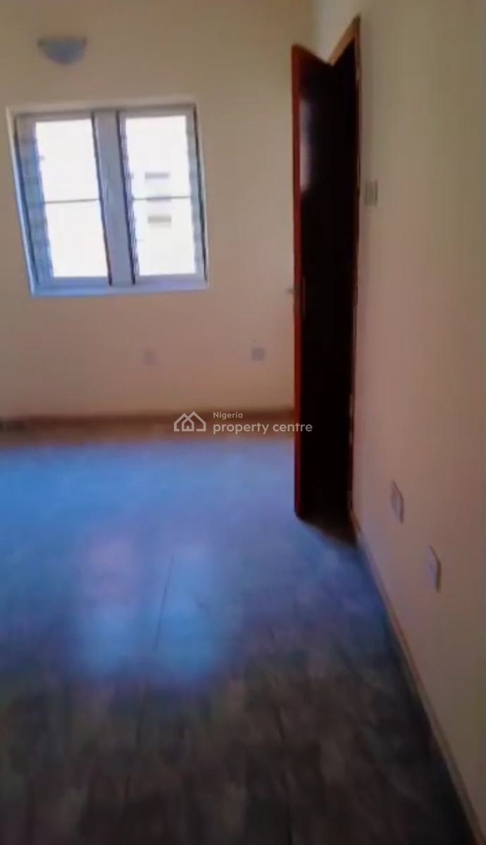 Clean 3 Bedrooms Flat Apartment Upstairs, Ikota Villa Gra, Ikota, Lekki, Lagos, Flat / Apartment for Rent