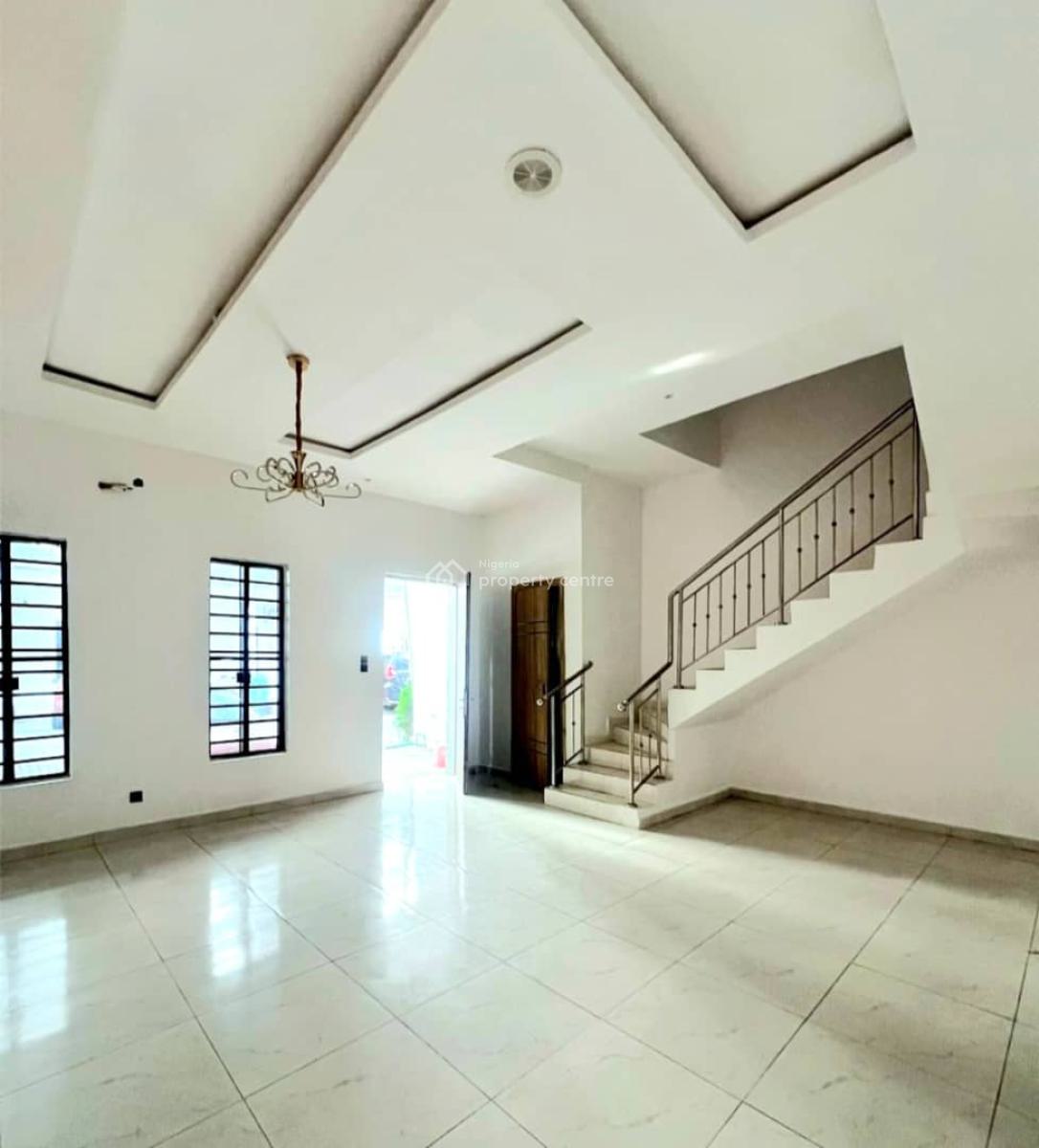 Well Maintained 4 Bedroom Terrace, Orchid Road, Lekki, Lagos, Terraced Duplex for Sale