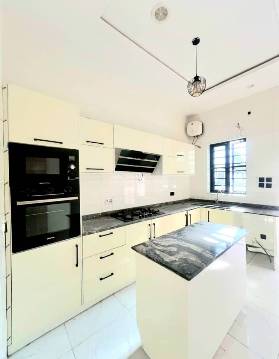 Well Maintained 4 Bedroom Terrace, Orchid Road, Lekki, Lagos, Terraced Duplex for Sale