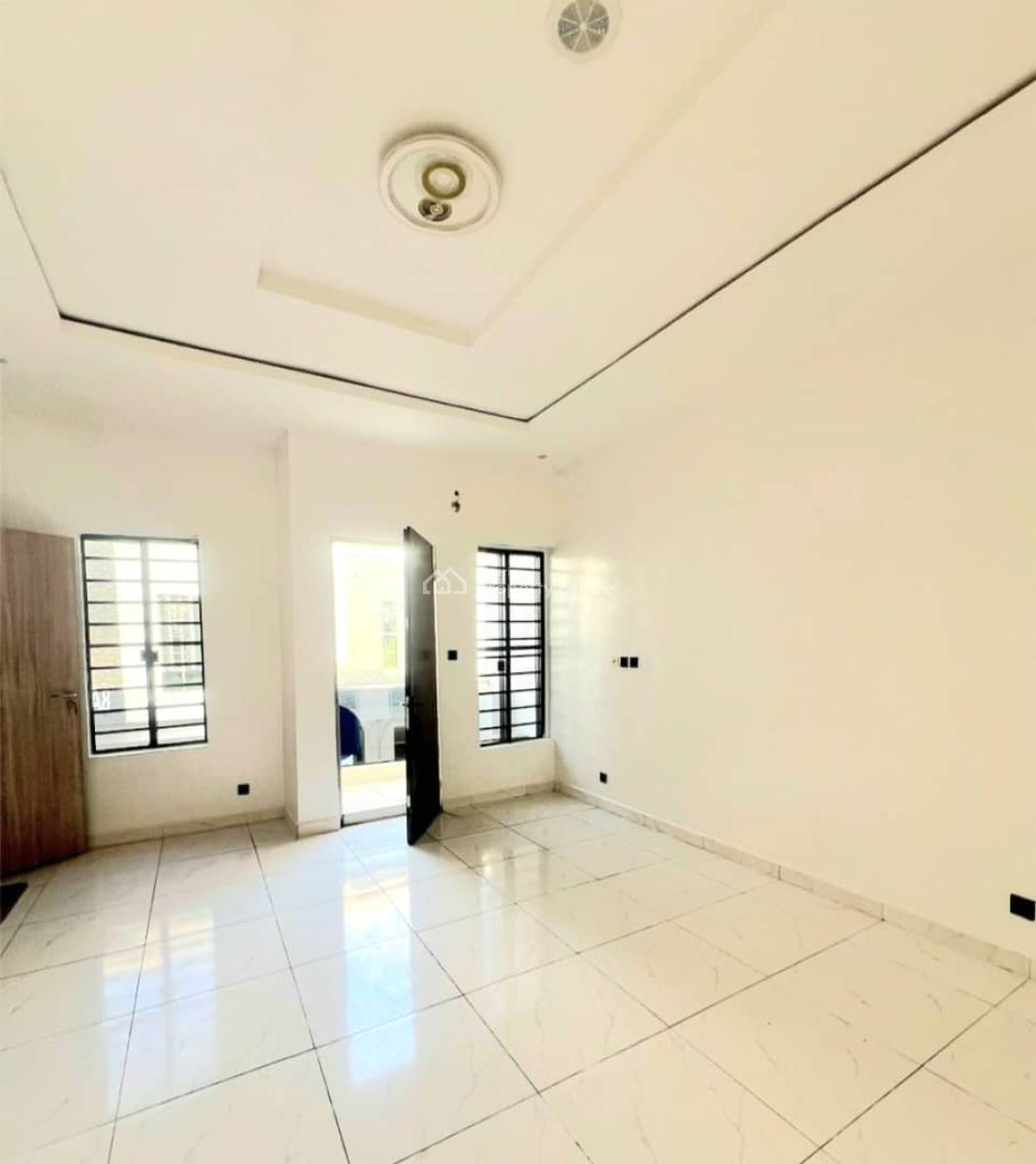 Well Maintained 4 Bedroom Terrace, Orchid Road, Lekki, Lagos, Terraced Duplex for Sale