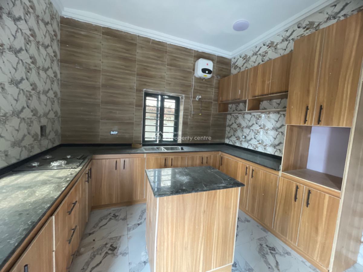 Luxury 5 Bedroom Detached House with Bq in Gated Mini Estate -- Owerri, Eze S. U. Achuko Street,, Uratta, Owerri North, Imo, Detached Duplex for Sale