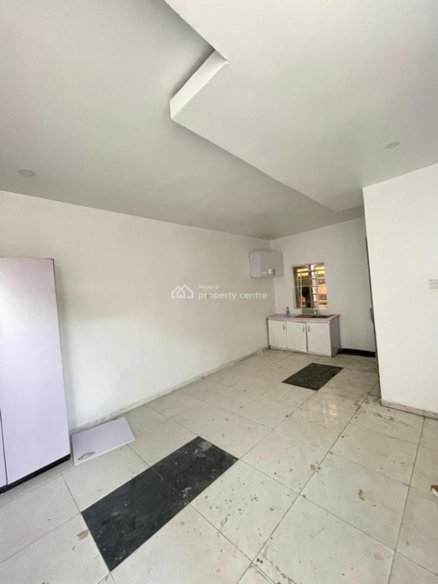 Exquisite Spacious Single Room Self Contained, Chevron, Lekki Phase 2, Lekki, Lagos, Self Contain (single Rooms) for Rent